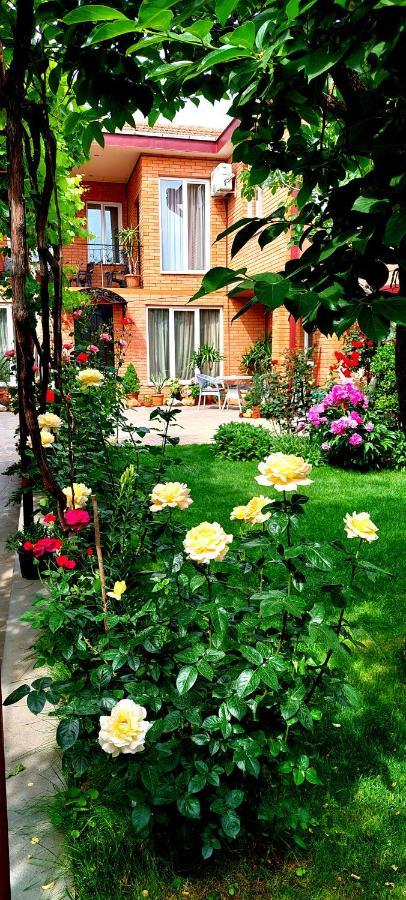 Green Garden Tbilisi Esterno foto